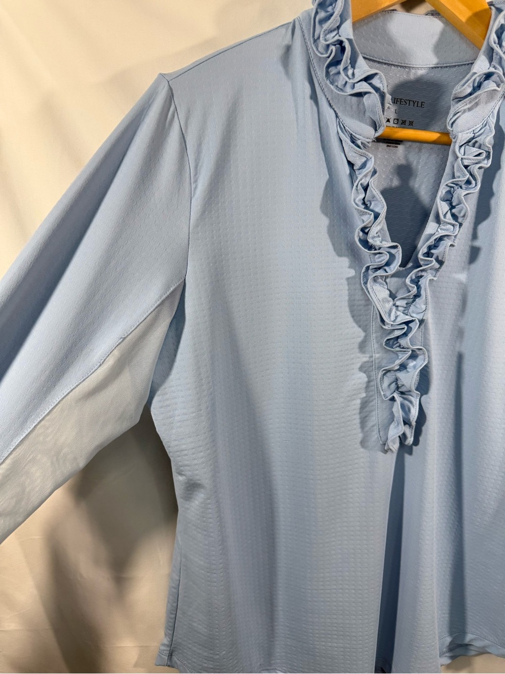 G Lifestyle Double Ruffle Long Sleeve Golf Top Light Blue/Bright Peri Size L NWT - Picture 2 of 7